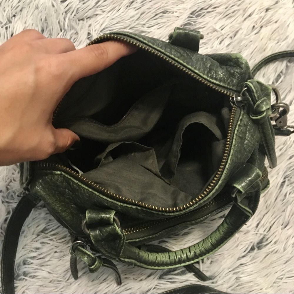 🦋 Turquoise Purse 🌙 - Picture 5 of 5